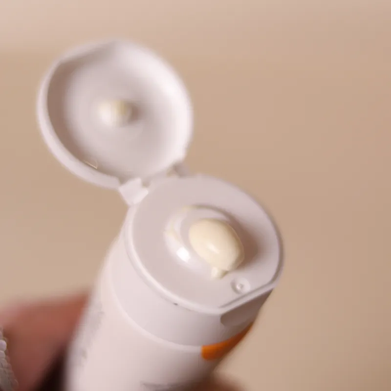 Сонцезахисний крем UVA/UVB SPF 50+  - №2
