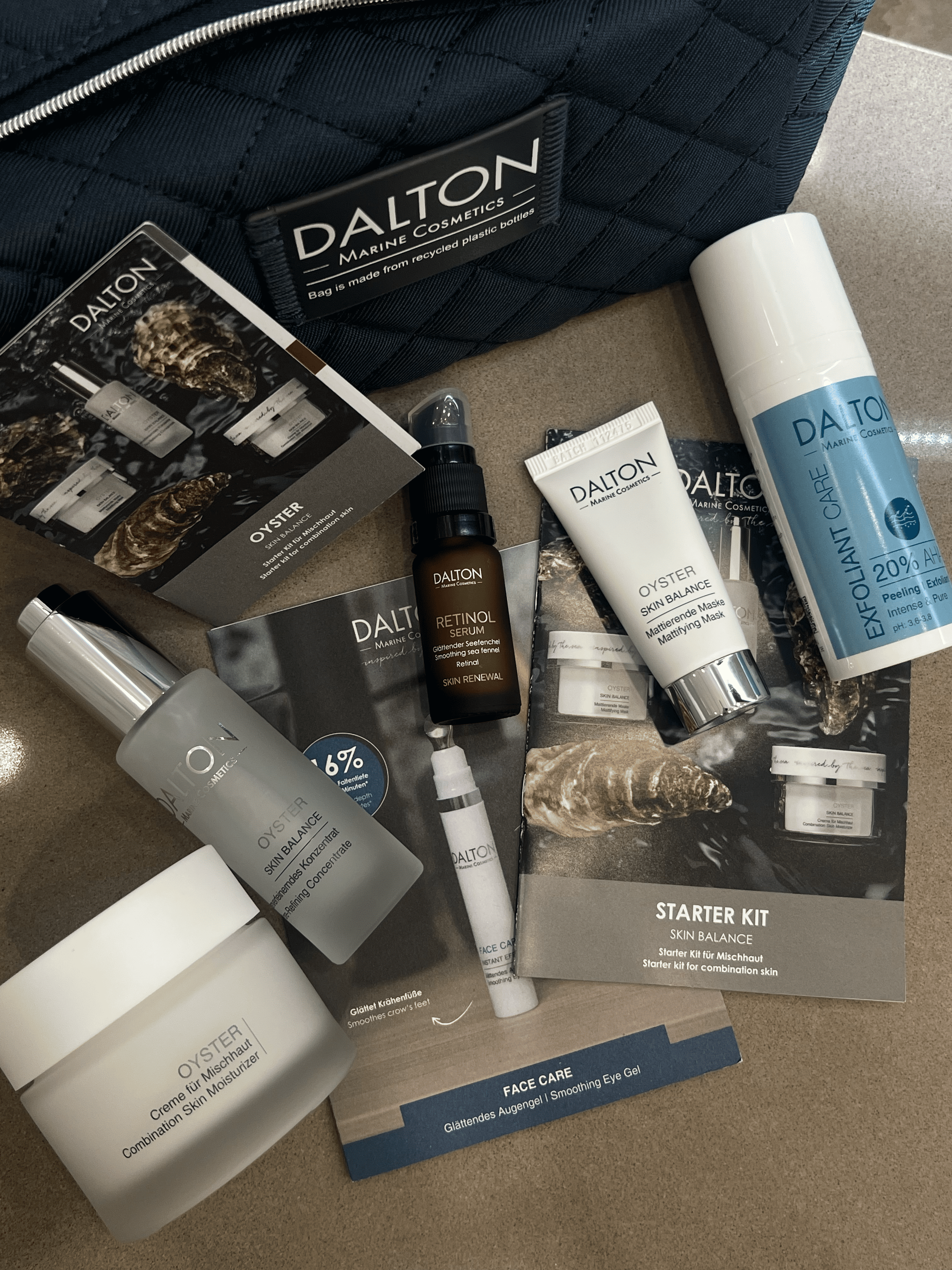 Професійна косметика для комбінованої шкіри Oyster Dalton - склад